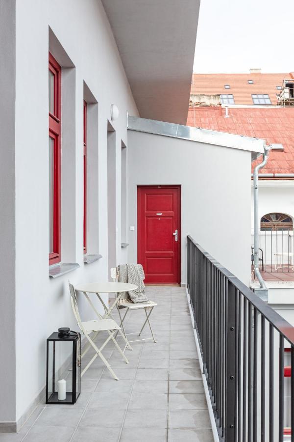 Turnkey I Main Bus Station Apartments プラハ エクステリア 写真