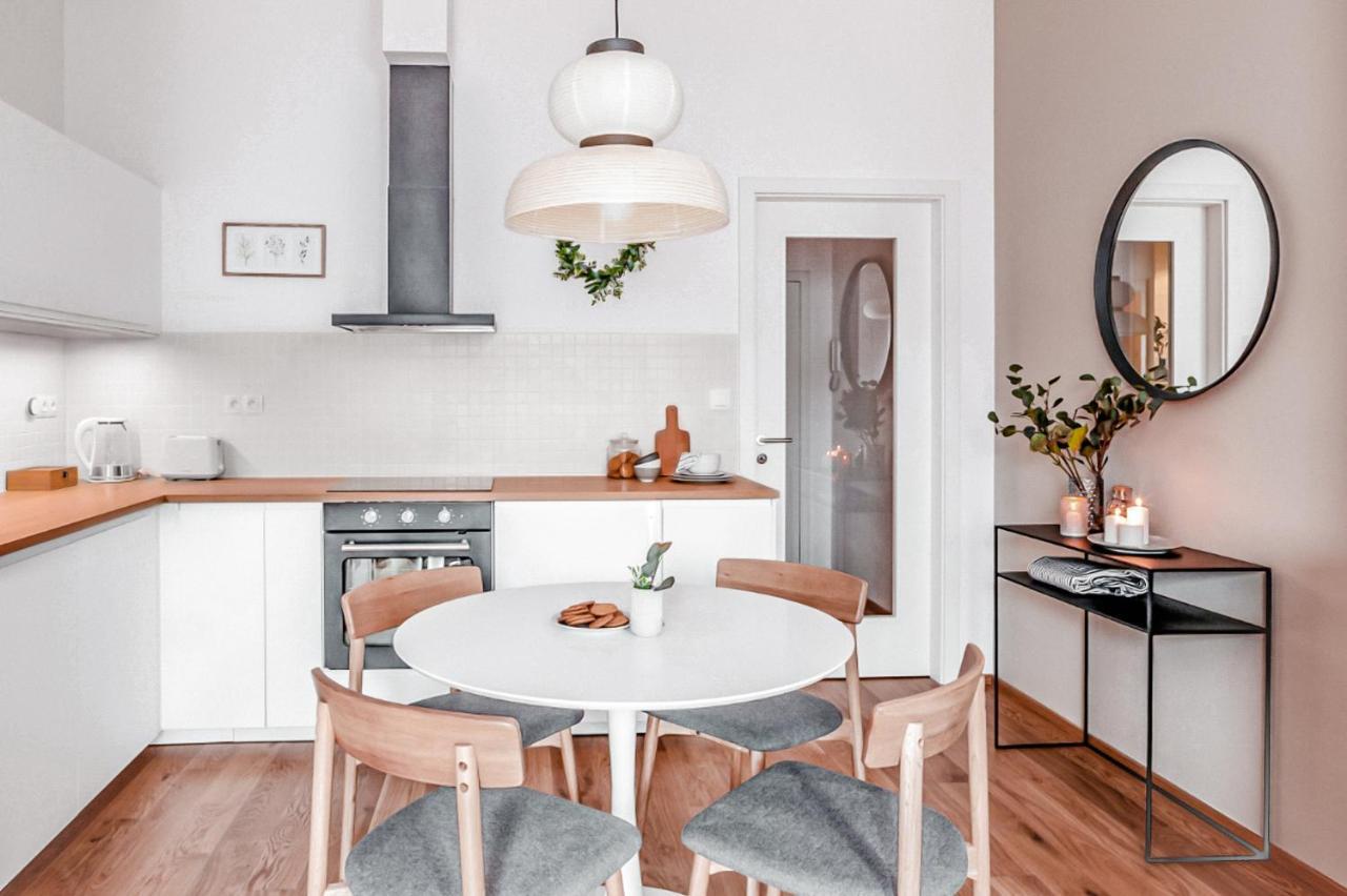 Turnkey I Main Bus Station Apartments プラハ エクステリア 写真